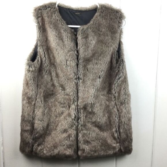 Aldo Faux Fur Brown Vest w/Side Pockets - Medium - Picture 1 of 10
